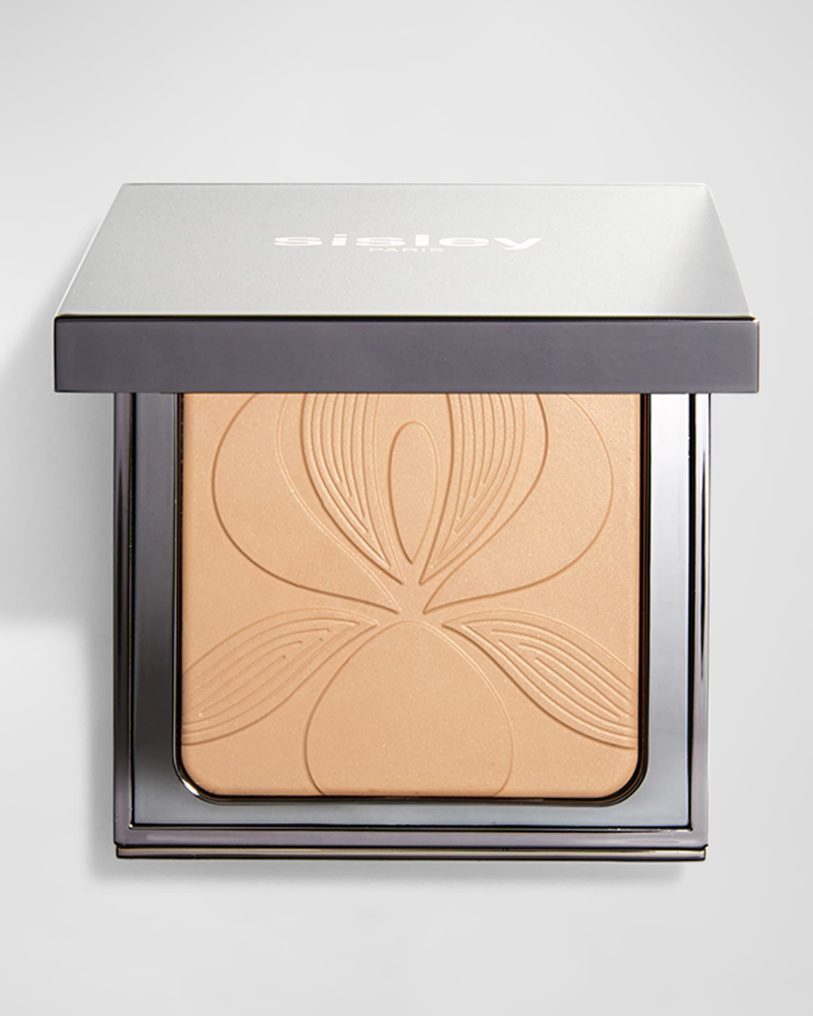 Blur Expert | Neiman Marcus