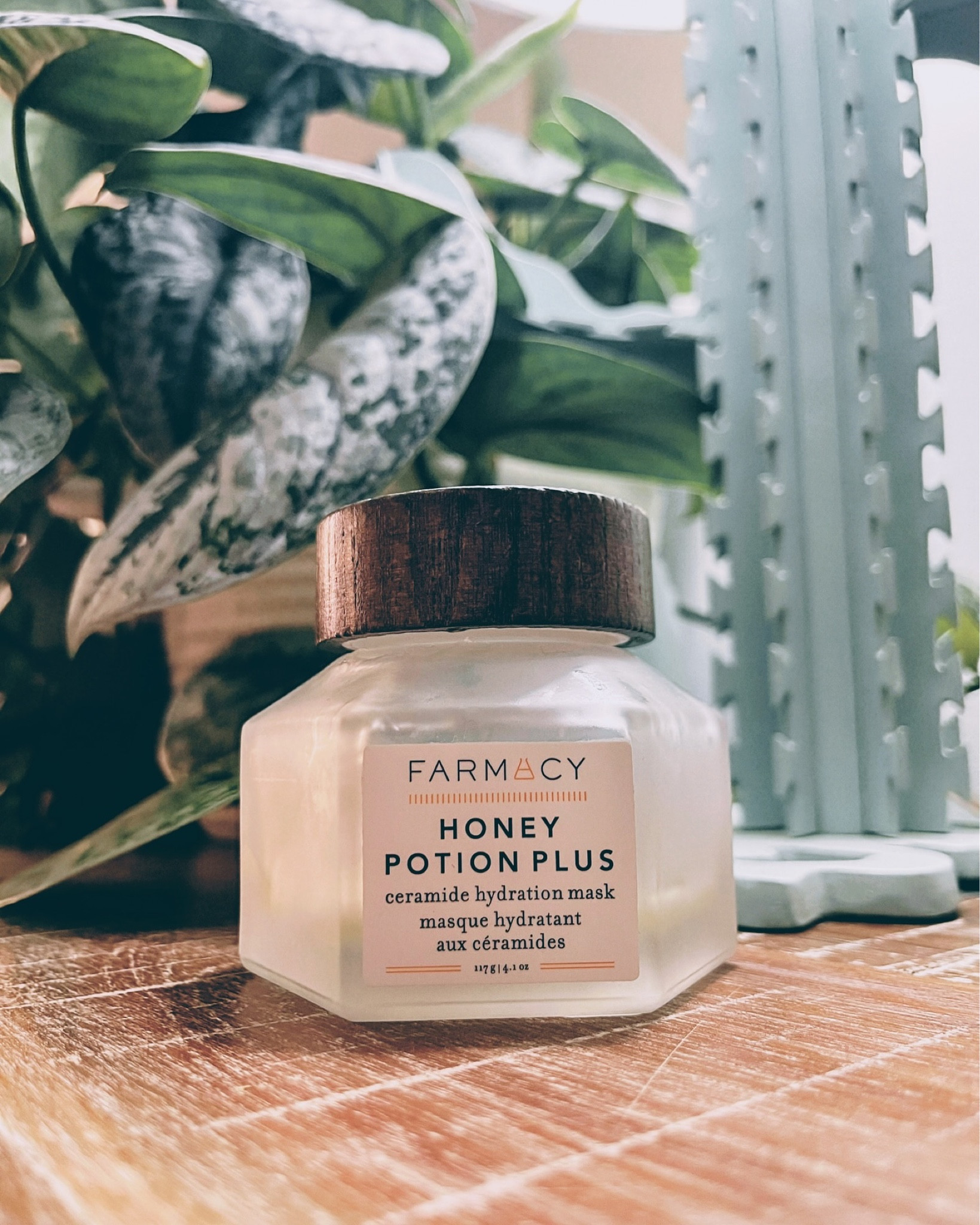 Most recent skin care empty! This is hands down one of my favorite masks. I have been using it for 4 years now. I don’t think I will ever stop buying it! I love the soothing warming effect and the after glow is 👌🏻👌🏻. I find it particularly relaxing to use on super stressful days. 


#sephora #skincare #over40women #over40skincare #skincareforwomen #skincaremask #thebestskincare #thebestskinofyourlife

#LTKGiftGuide #LTKHoliday #LTKBeauty