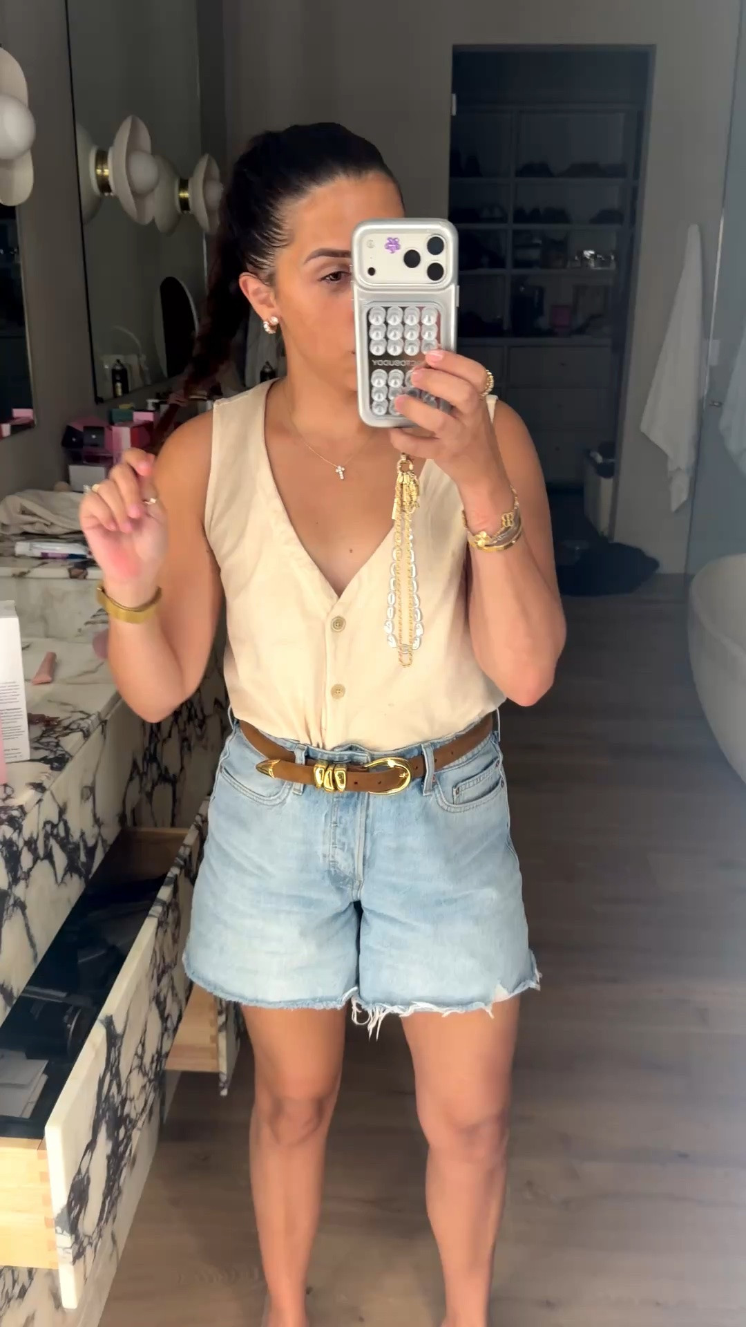 Top: small 
Shorts: 28

Dressupbuttercup.com #dressupbuttercup #dederaad

#LTKgrwm #LTKmomlife #LTKSeasonal