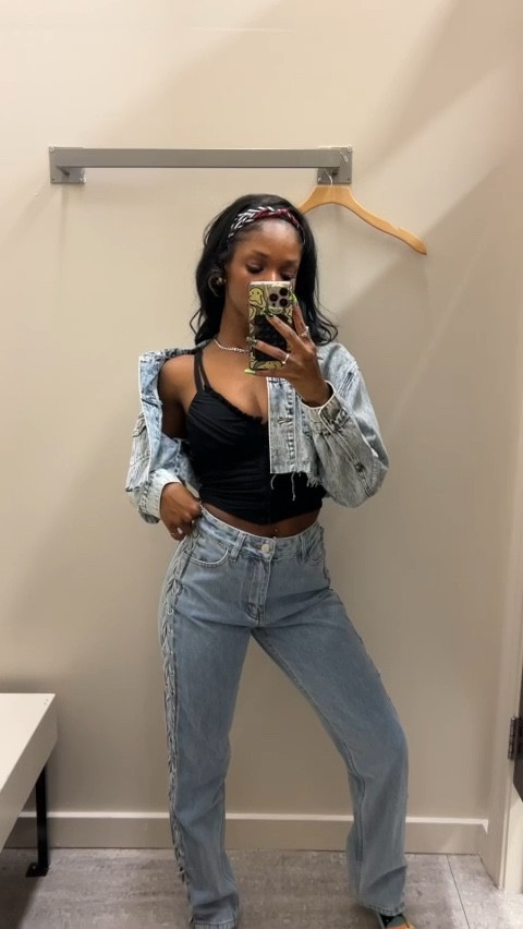 Some spring outfit ideas from Windsor! 
- light wash jeans 
- crop tops
- Y2K skirt 
- lace skirt 
- light “leather” jacket 
- cropped denim jacket  


#LTKstyletip #LTKVideo #LTKparties