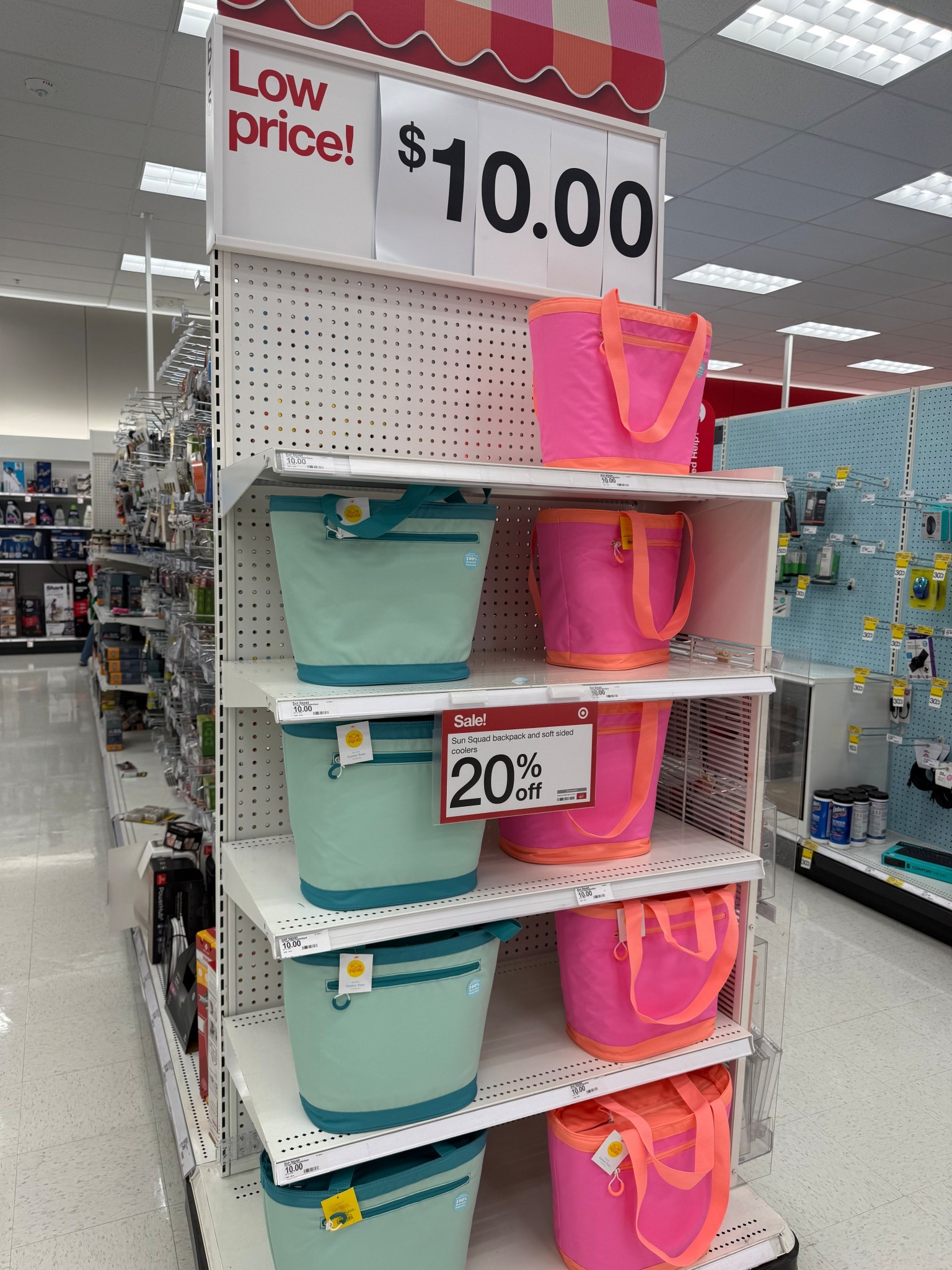 $8 Backpack Cooler at TARGET!! 🌺

#LTKSwim #LTKSummerEdit #LTKU