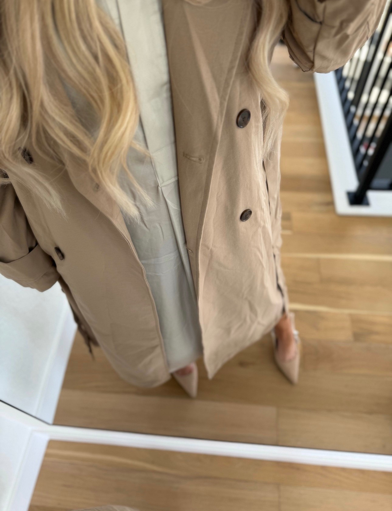 Love a classic trench coat!

Fall outfit 
Coat
Jacket 



#LTKOver40 #LTKStyleTip #LTKMidsize