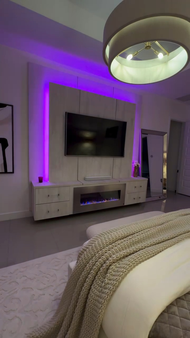 Thank you for all the love on my bedroom decor remodel 🥰 posted a night view

A lot of you all asked where I got things. I tried to link as many items as I could in my LTK but if you don’t see it linked just ask and I’ll let you know 🩷

Linking here: https://liketk.it/4K1iV
