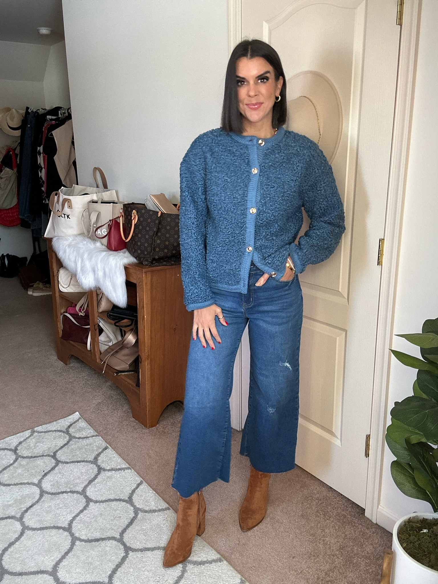 Size small in the cardigan, size 2 in the jeans and boots fit true to size 

#LTKFindsUnder100 #LTKSaleAlert #LTKSeasonal