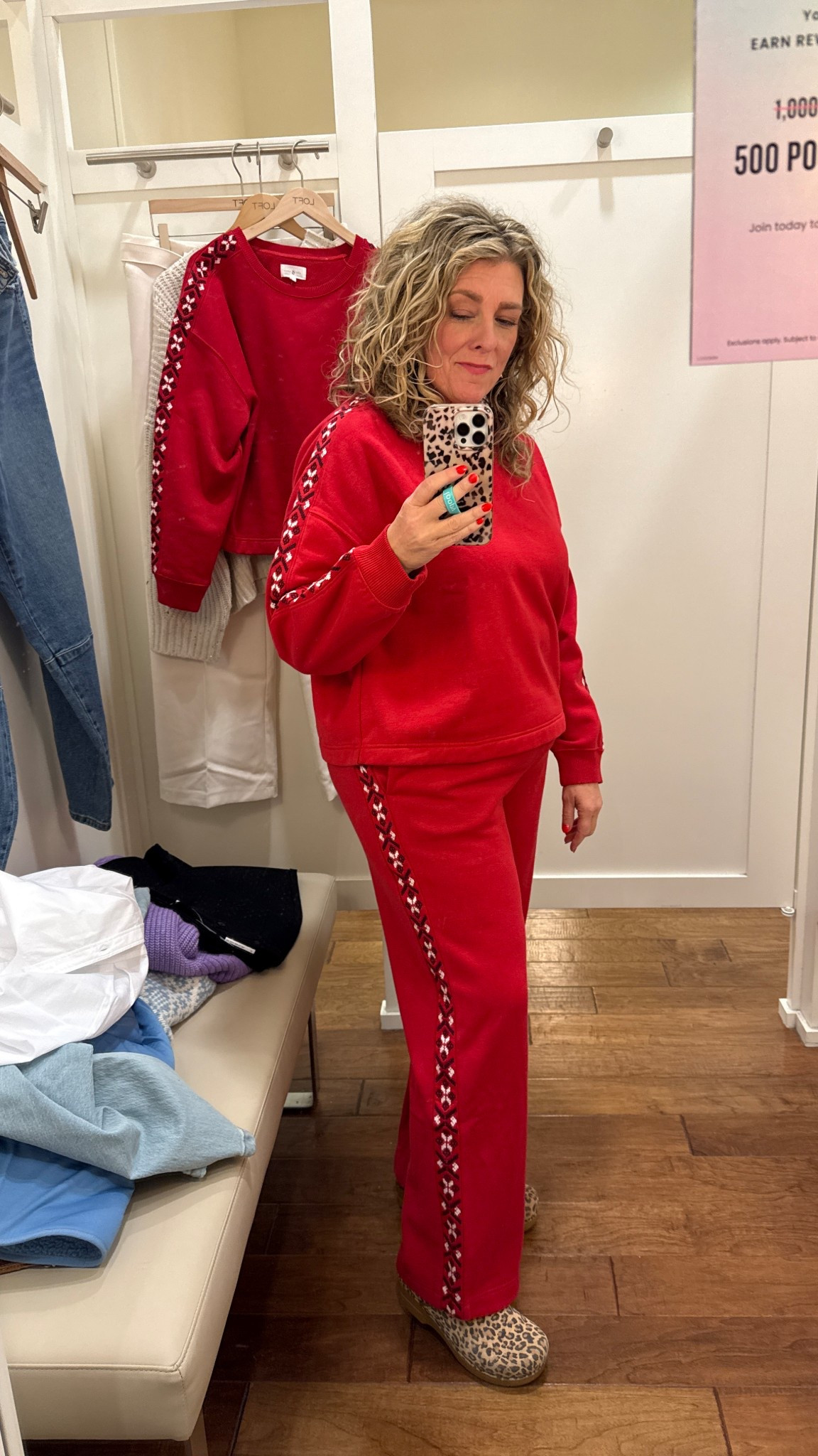 So cozy!!!!  

#LTKootd #LTKOver40 #LTKFindsUnder100