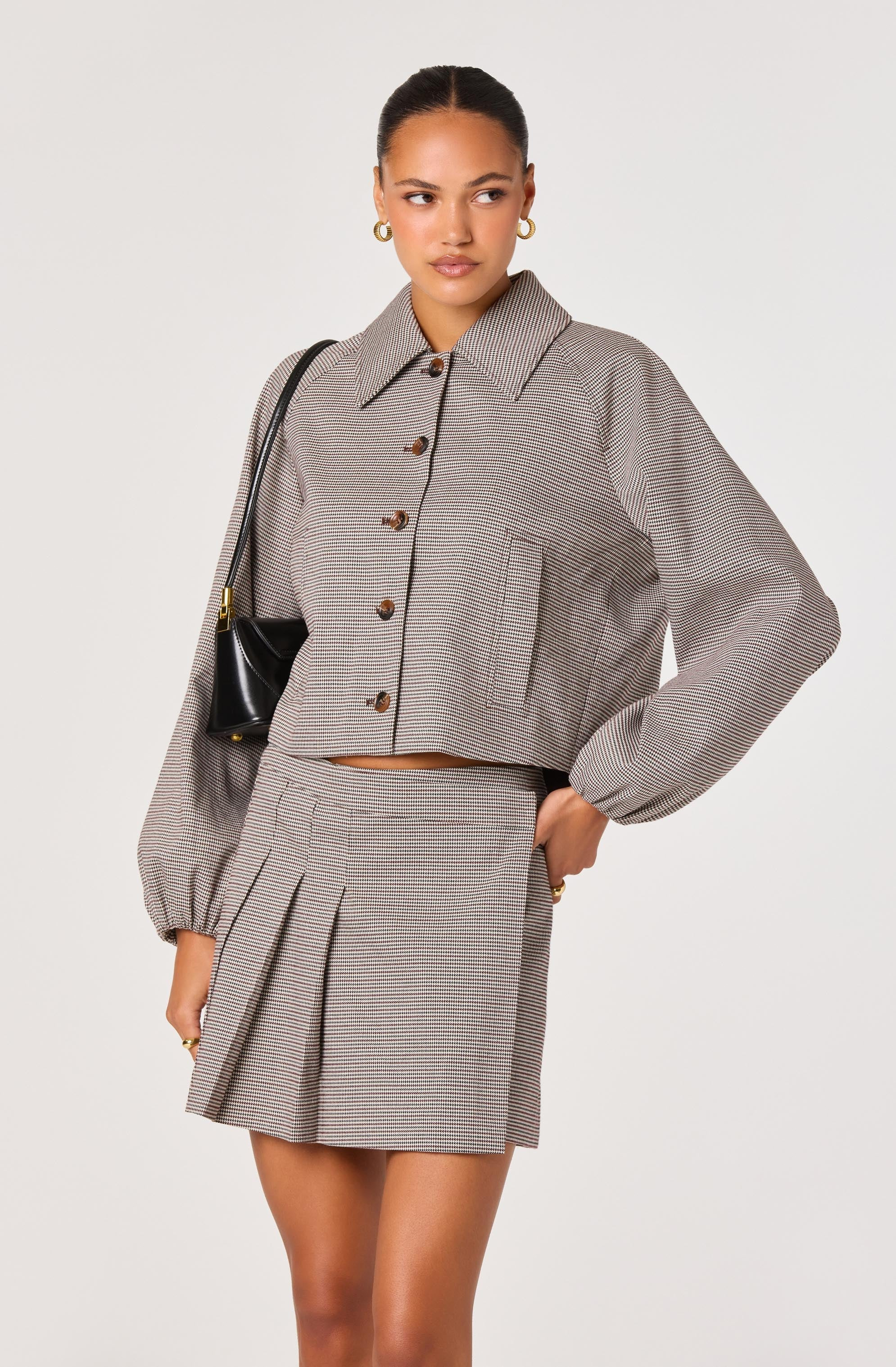 Cropped Tailored Balloon Sleeve Jacket - Black houndstooth / S | ASTR The Label (US)