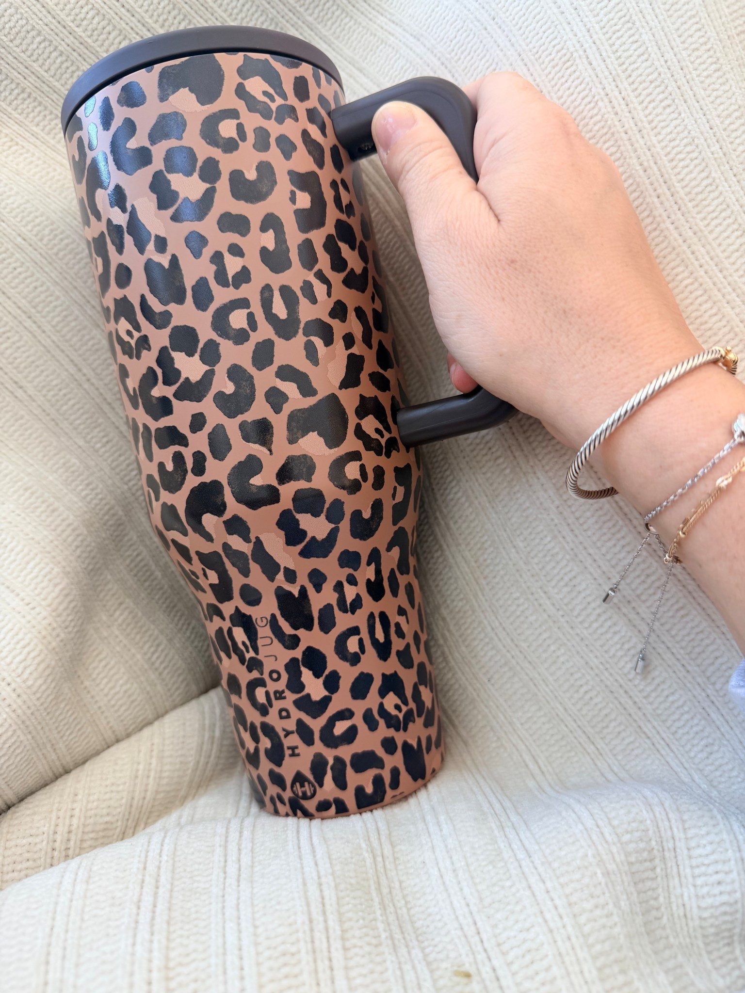 Maybe it’s just a cup but Oh em gee 😍😍😍😍😍

#LTKActive #LTKootd #LTKdayinmylife