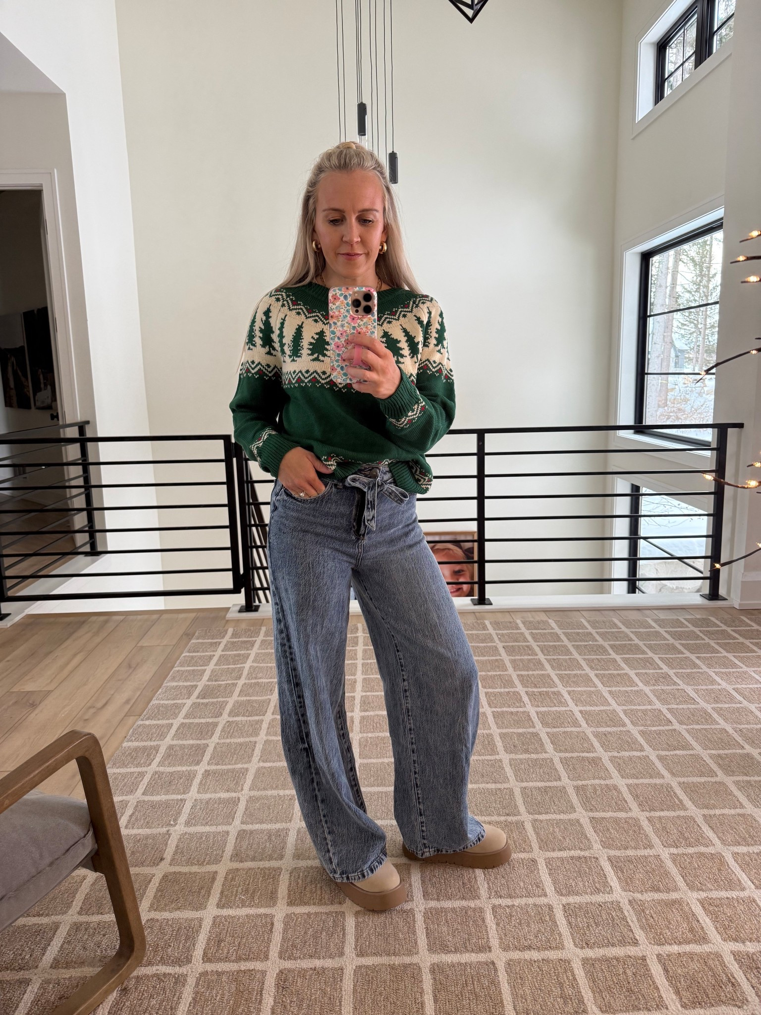 Holiday outfit inspo 💚❤️

#LTKootd #LTKmomlife #LTKHoliday