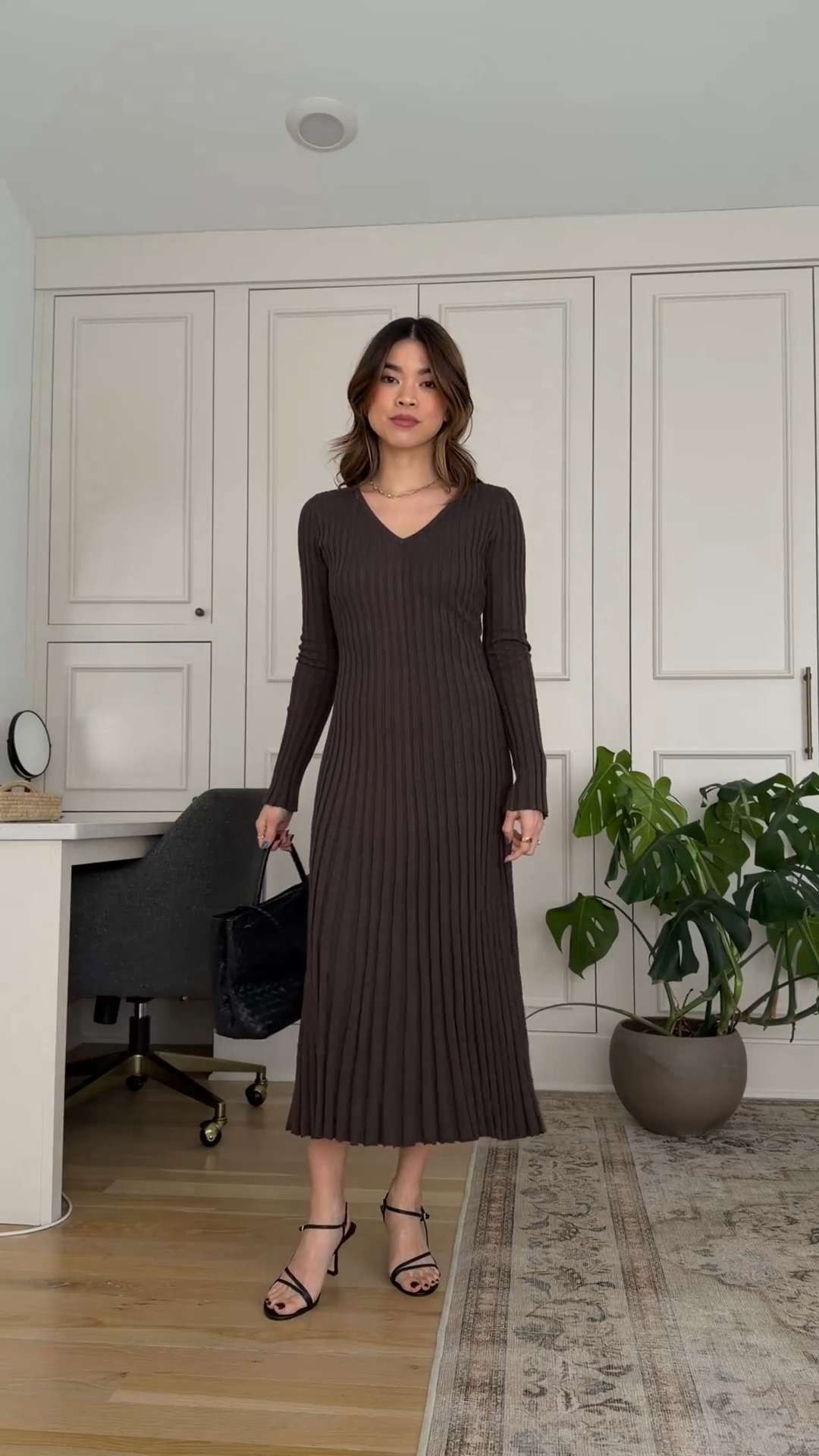   Sizing info:
•dress size XS in mocha heather

petite fashion, get dressed with me, outfit inspiration, ootd, nashville outfit, Nashville influencer, petite style, vacation style, casual outfits, mom style, petite dress, spring outfits, spring outfit info, spring outfit idea, spring bag, spring dress, spring shoes, winter outfit, winter outfit inpso, winter outfit idea, winter style, winter dress, cozy dress, bag, purse, quince tote 

 

#LTKootd #LTKWorkwear #LTKPetite