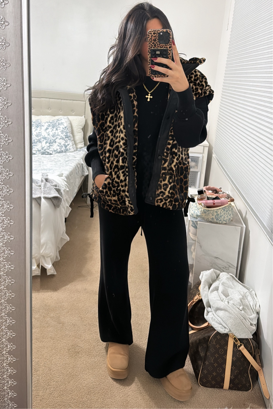 cozy winter outfit!

#LTKSeasonal #LTKFindsUnder100 #LTKHoliday