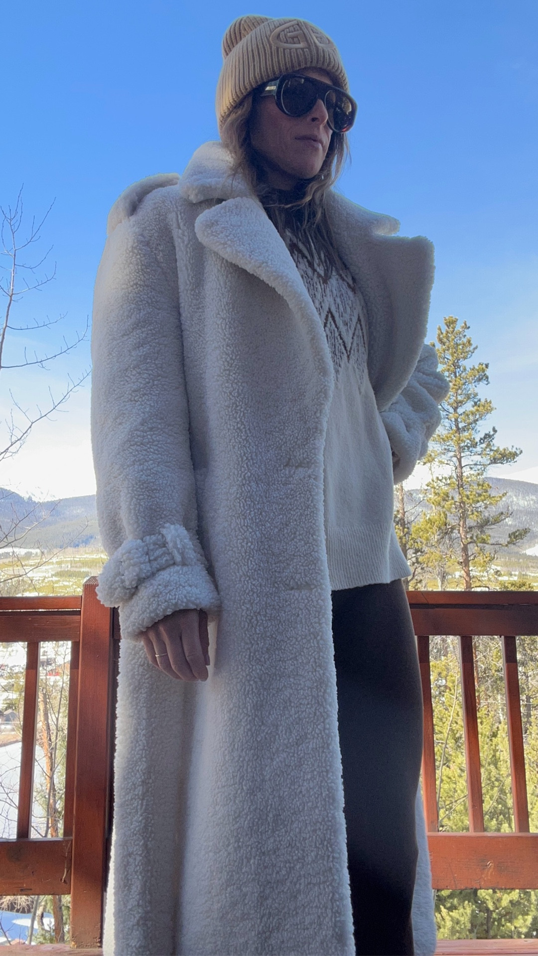 GRWM: Ski Vacay #skivacay #apresski

#LTKActive #LTKSeasonal