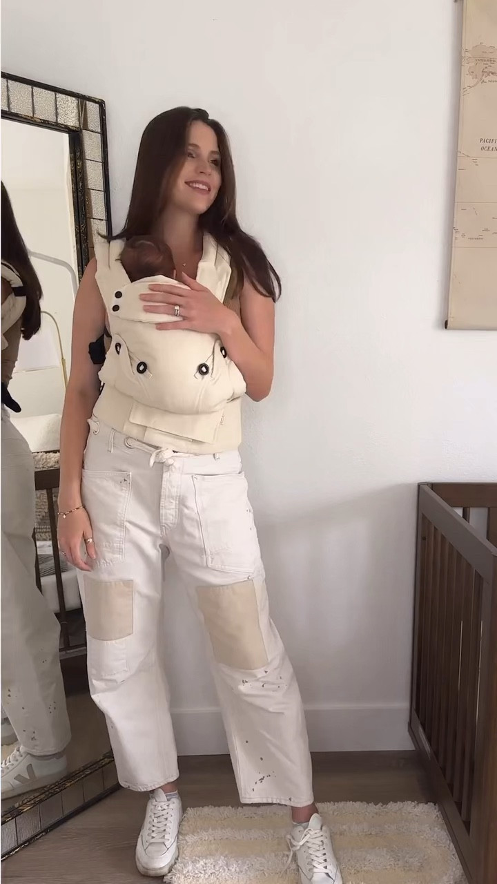 GRWM 3 weeks postpartum ✨ these jeans are so on trend & come in so many different colors. I also linked our carrier, which also comes in a ton of fun colors and patterns

#LTKFamily #LTKBaby #LTKStyleTip