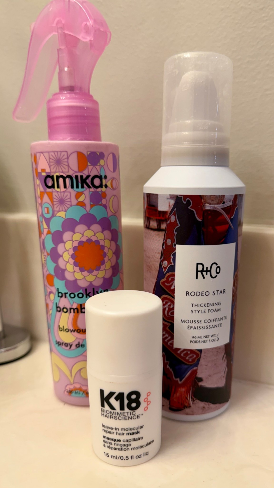 My go to blow out products right now! The bigger the hair the better 

#LTKBeauty #LTKmorningroutine #LTKgrwm