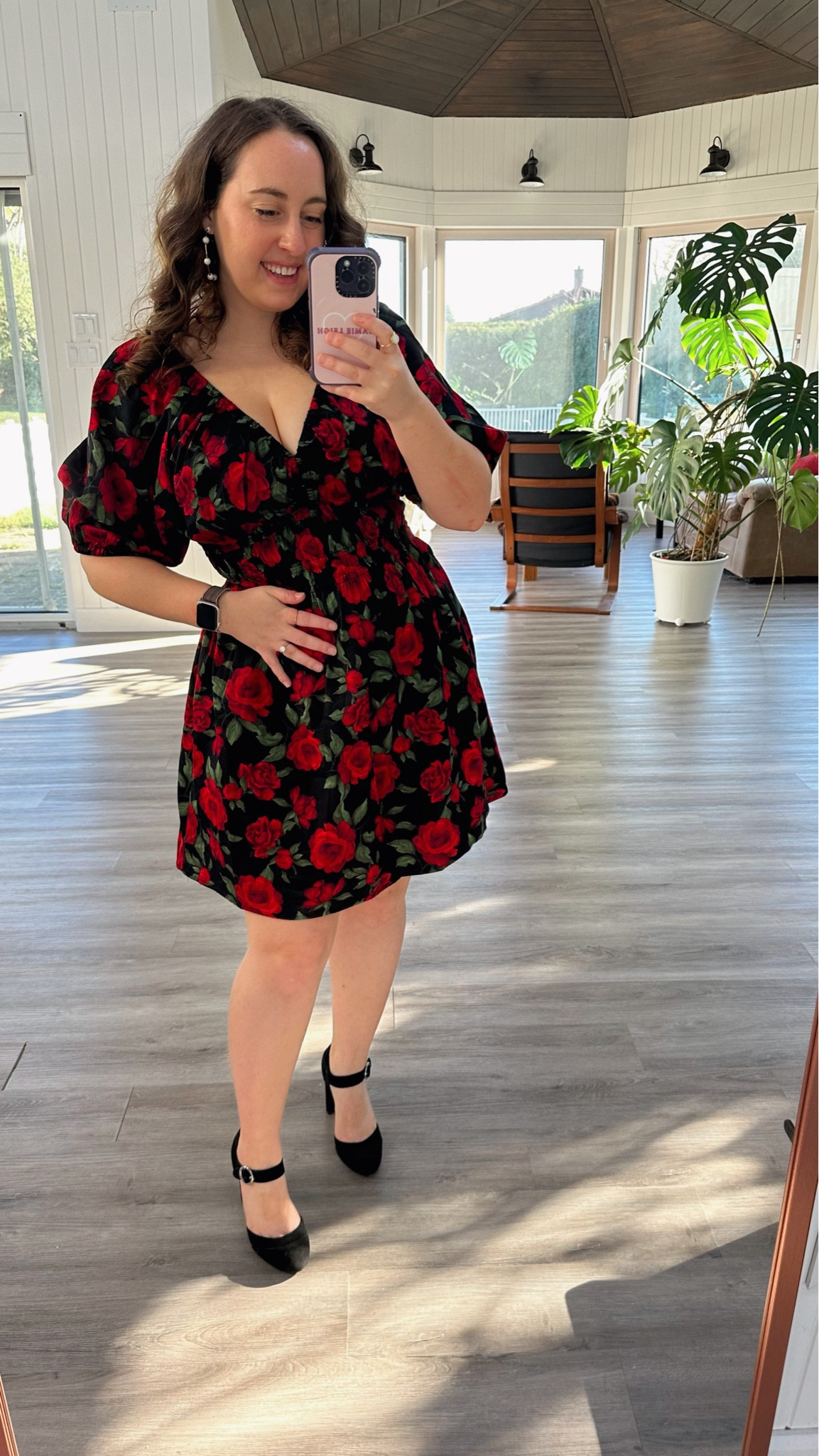 The perfect holiday party dress, and it’s under $100! This dress has gorgeous puff sleeves, is available in multiple prints or solid black, and it even has pockets! The perfect dress for all of your holiday engagements! 

#LTKParties #LTKHoliday #LTKCyberWeek