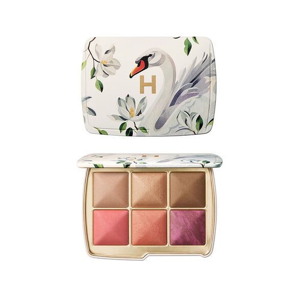 Ambient Lighting Edit Unlocked Swan | Space NK - UK