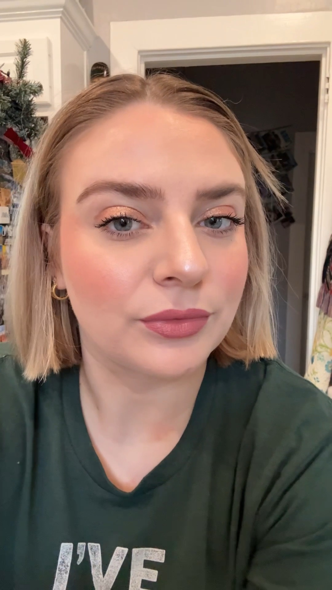 My makeup from Christmas Day! (Which is basically just my everyday but I change it up often!)

#LTKdayinmylife #LTKBeauty #LTKgrwm