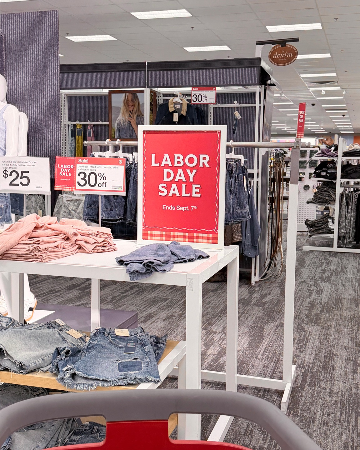 Save up to 40% off on women’s clothing right now!!

#LTKSeasonal
