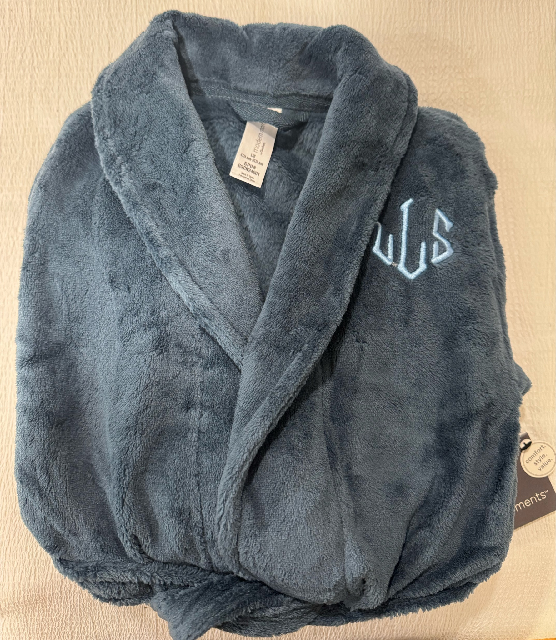 Toddler/little boy custom robe with monogramming!! 🤍