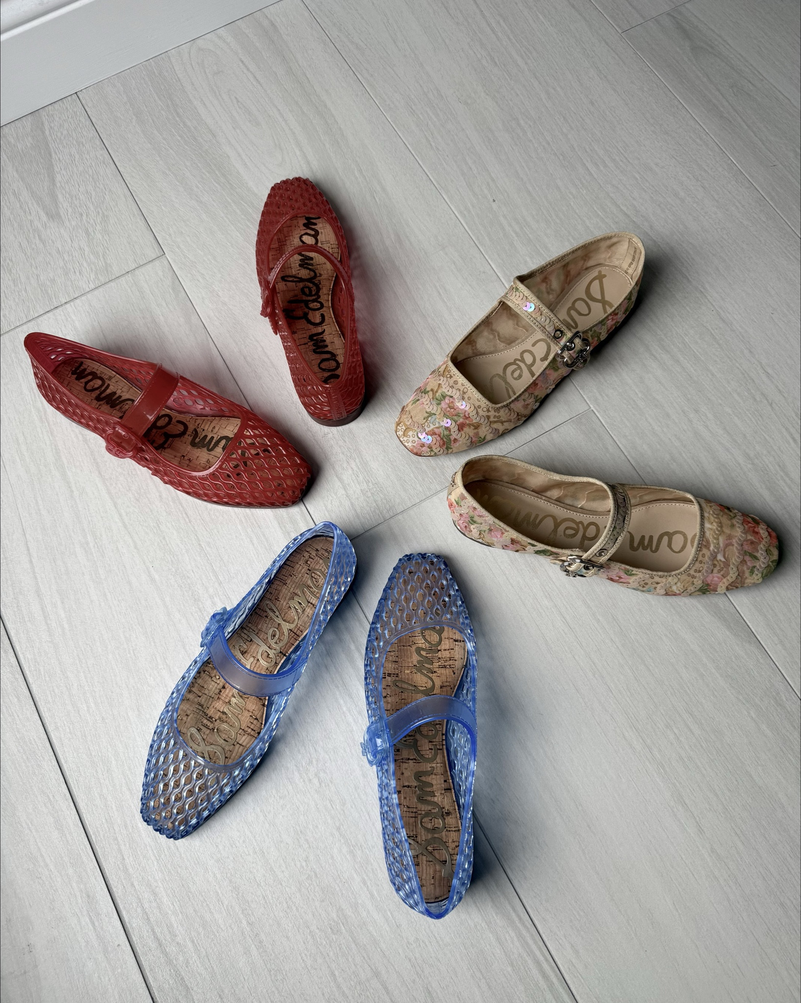 Favorite mary jane flats!





Sam Edelman Michaela shoes
wear with jeans, shorts or dresses 