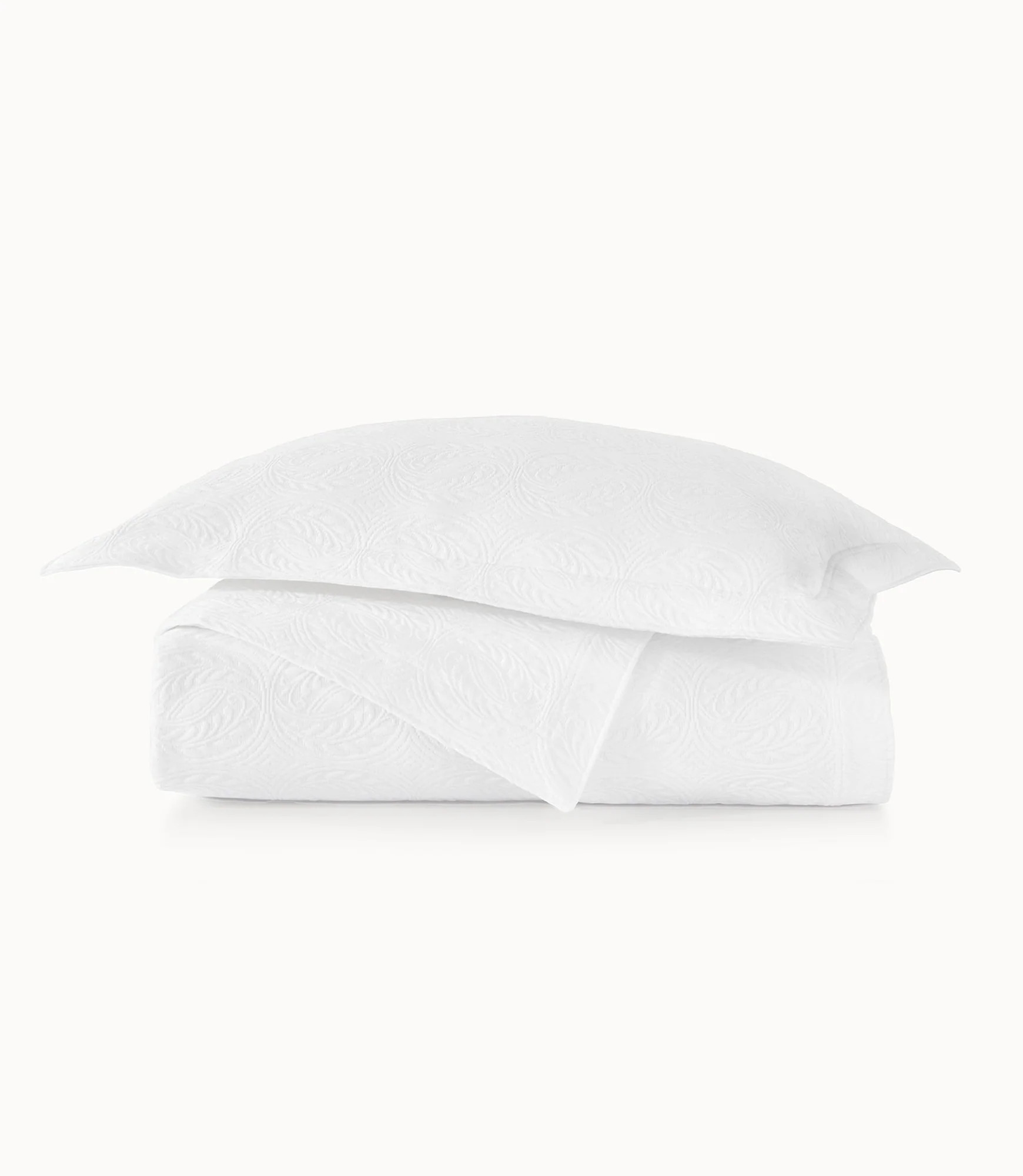 Luxury Vienna Matelassé Coverlet | Peacock Alley | Peacock Alley | Luxury Bedding & Bath Linens