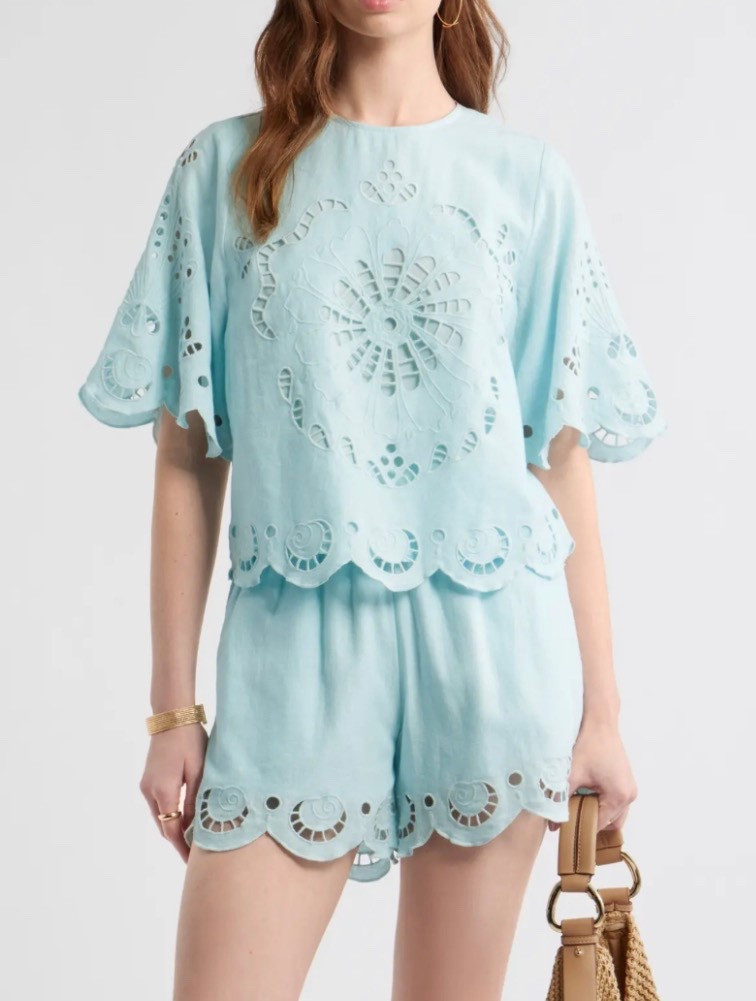 Matching set
Lace top
Lace shorts
Vacation 