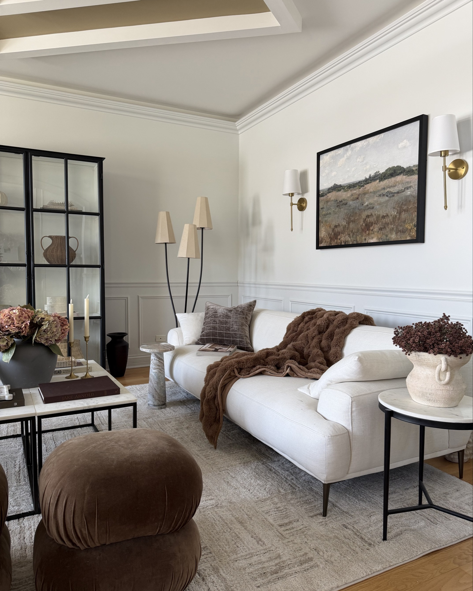 Cozy details are what make a room feel lived-in 🤍
Sharing a closer look at the layers, textures, and pieces I style on repeat in our sitting room.
Everything is linked here.

#LTKHome