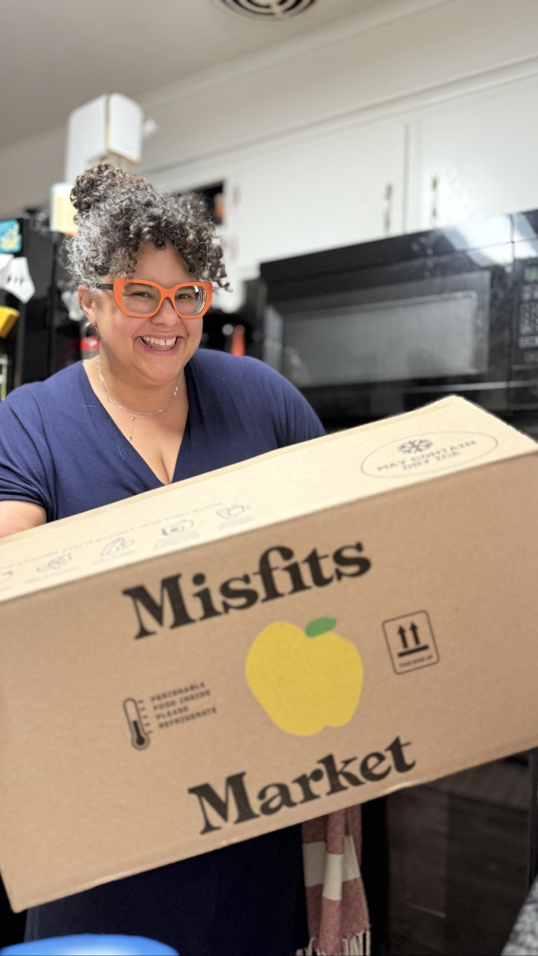 Unbox my @Misfits Market  order with me! #ad #misfitsmarketpartner

Misfits Market is an online grocery store that is helping to build a better food system by supporting farmers and small makers in delivering fresh groceries and unexpected finds straight to your door.

Their product assortment includes organic produce, pantry staples, high-quality meat and seafood, and more!

Shopping Misfits Market is a fun way to try new brands, find unique produce, and snag limited-edition seasonal products. Plus each box supports smaller growers and producers and helps fight food waste.

I like using Misfits Market to restock household essentials like pasta sauce and canned goods without making a trip to the grocery store. But always enjoy adding new to us items like the Odds & Ends Ginger Hemp Granola we got in this box!

Have you tried Misfits Market yet? If not, what are you waiting for?!

#misfitsmarket #groceryhaul

#LTKmomlife #LTKdayinmylife #LTKfoodie