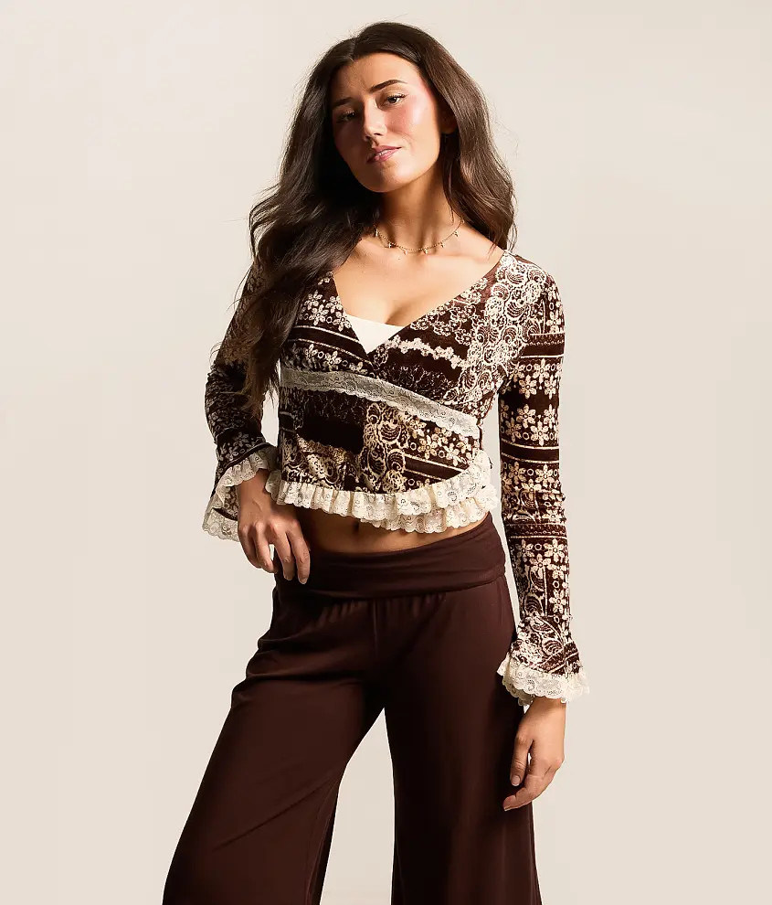 Floral Velvet Lace Trim Top | Buckle