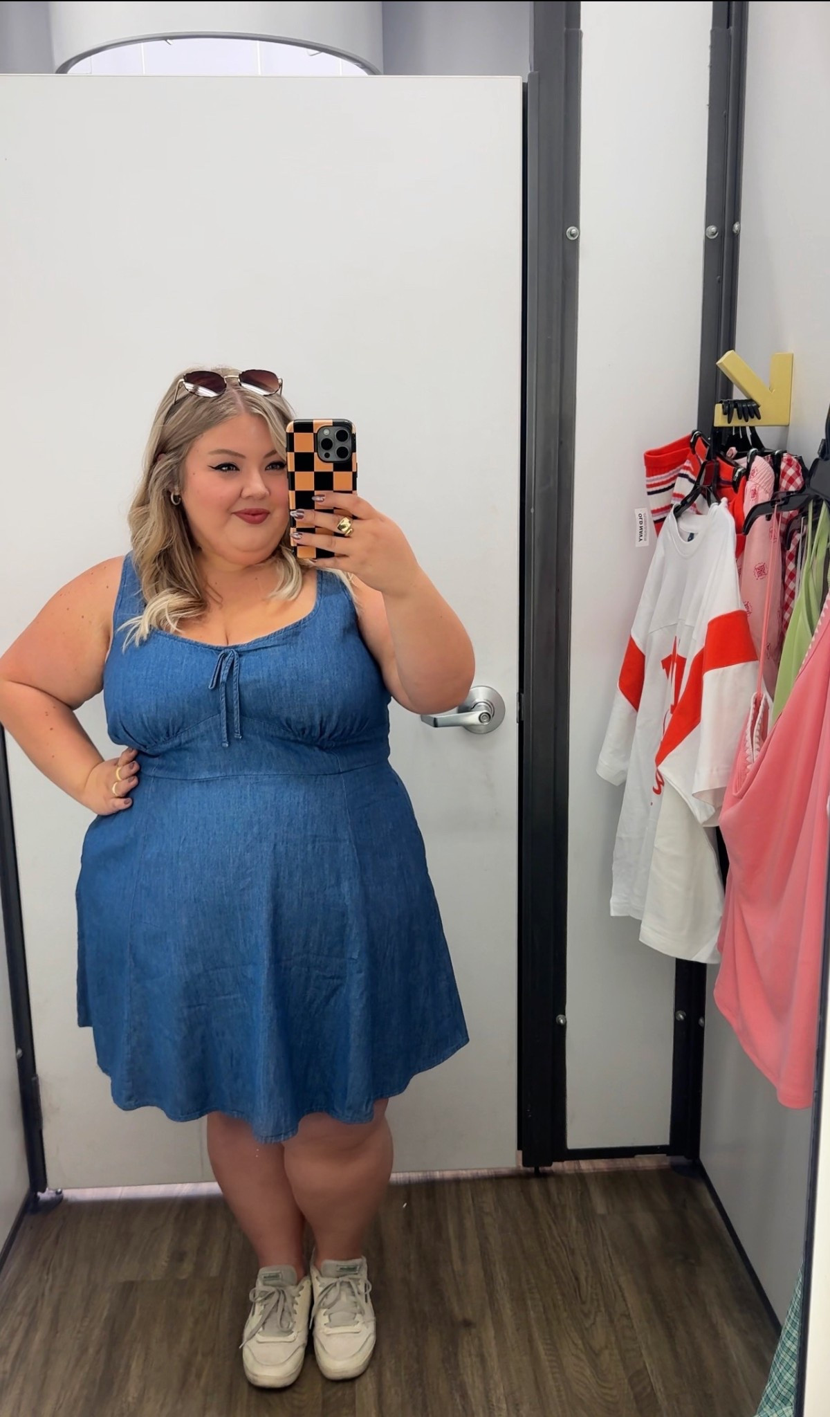 This dress is so darling and FLATTERING! 

Old Navy is having 50% off everything store and site wide and this dress is only $19.99!! Grab it while you can! 🤍

I’m wearing a size XXL for reference and it was roomy so if you’re in between sizes I would suggest sizing down! 🖤


#LTKPlusSize #LTKMidsize #LTKSaleAlert