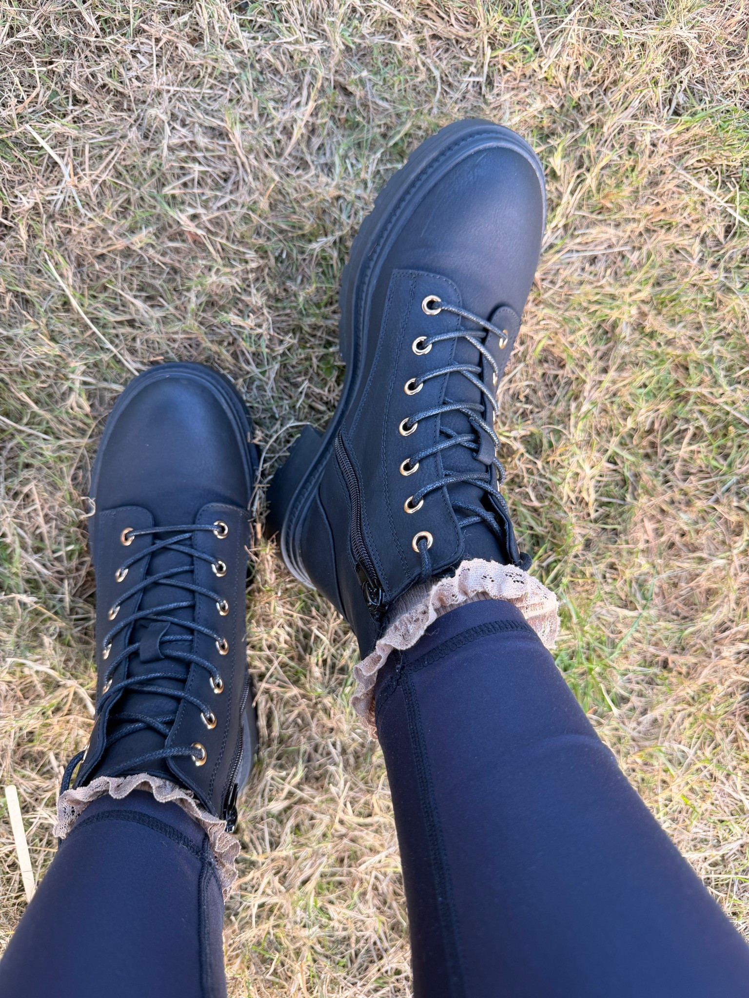 The most comfiest boots and socks x 

@newlook

#LTKshoes #LTKwinter #LTKuk