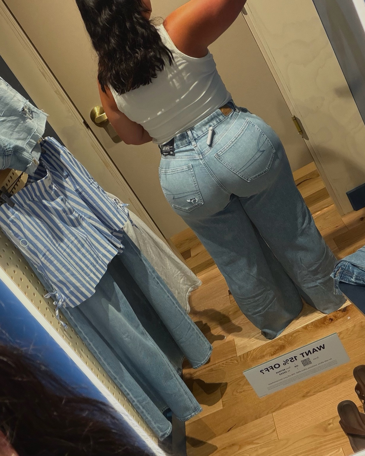 @American Eagle Outfitters Curvy line jeans are perfection.