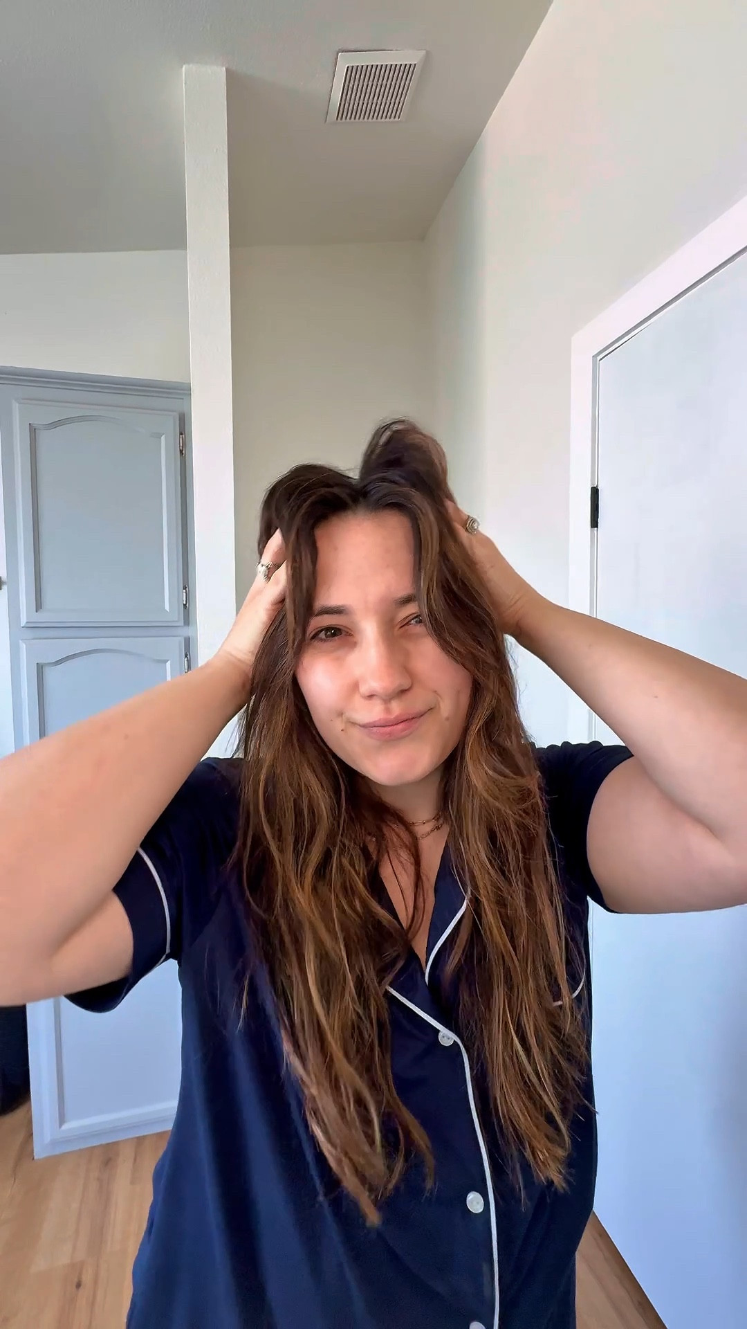 Little outfit change😉

#LTKFindsUnder100 #LTKBeauty #LTKStyleTip