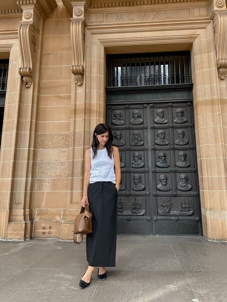 Probably one of my fave outfits I’ve worn recently. Wearing tank in size XS, skirt in size S (25% off with JAMIE25) and shoes in EU40

#LTKeurope #LTKaustralia #LTKSeasonal