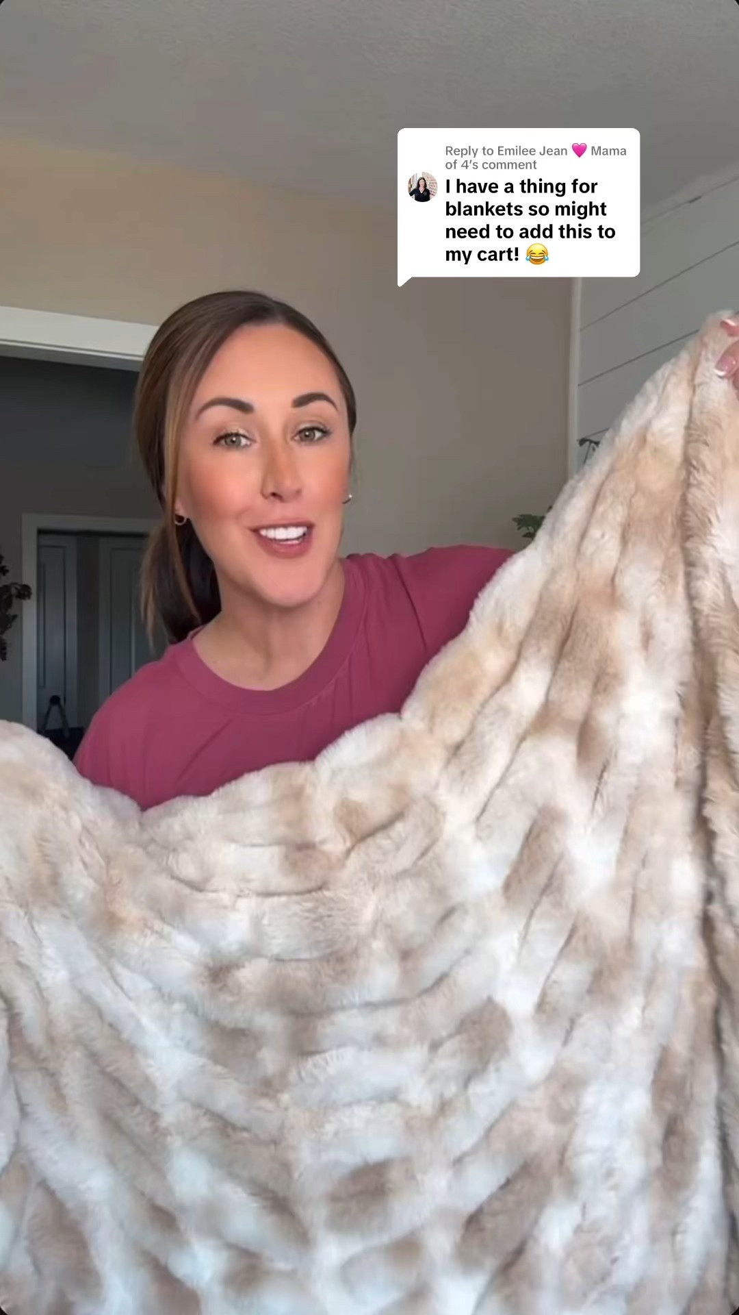 The actual softest thing I’ve ever felt in my life 🧸🩷 The Dreamer Blanket by Comfrt 

#LTKSeasonal #LTKSaleAlert #LTKHome