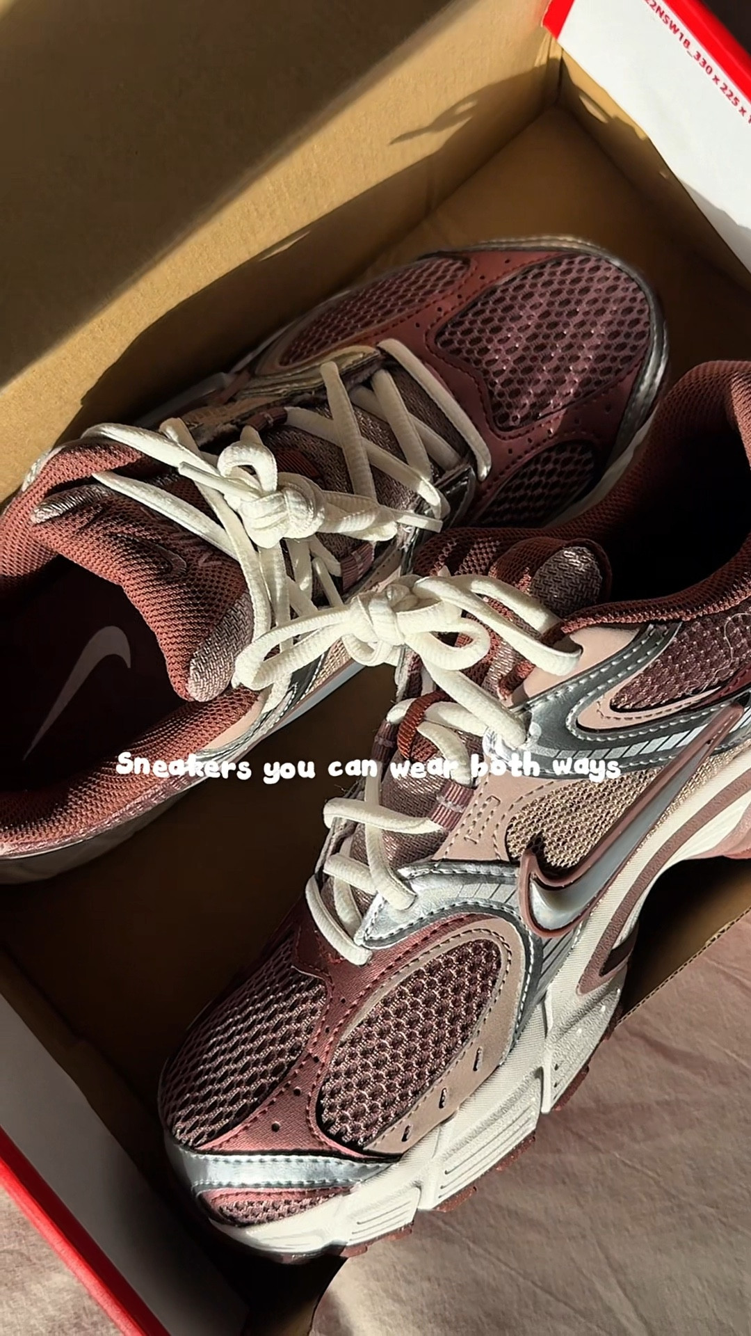 These Nikes in this colorway 👌🏻😮‍💨 
#brownsneakers 
