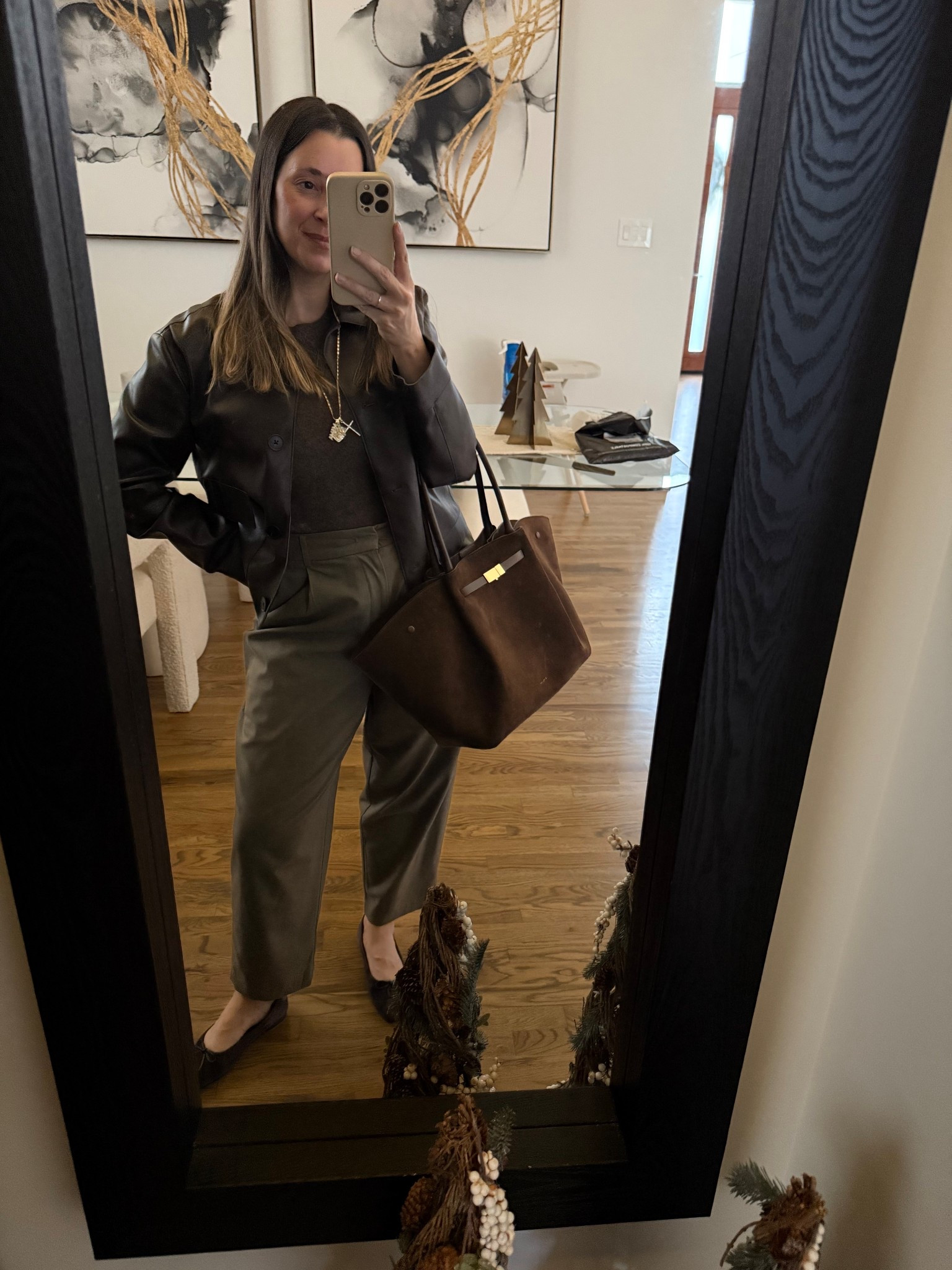 🫒 + 🍫 what i wore to the office today 

#LTKWorkwear #LTKootd #LTKMidsize