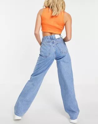 Pull&Bear cut out 90's jeans in blue | ASOS (Global)