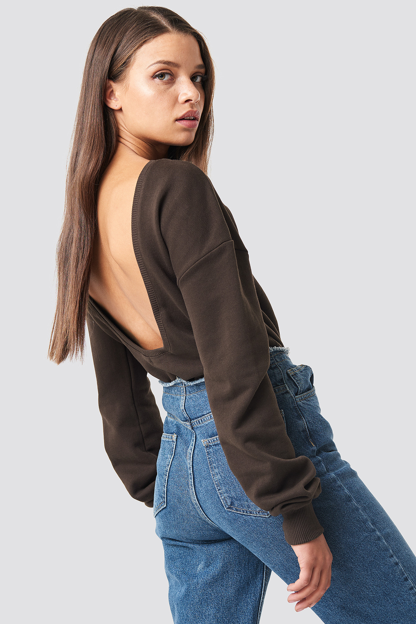 Deep Back Sweater | NA-KD Global