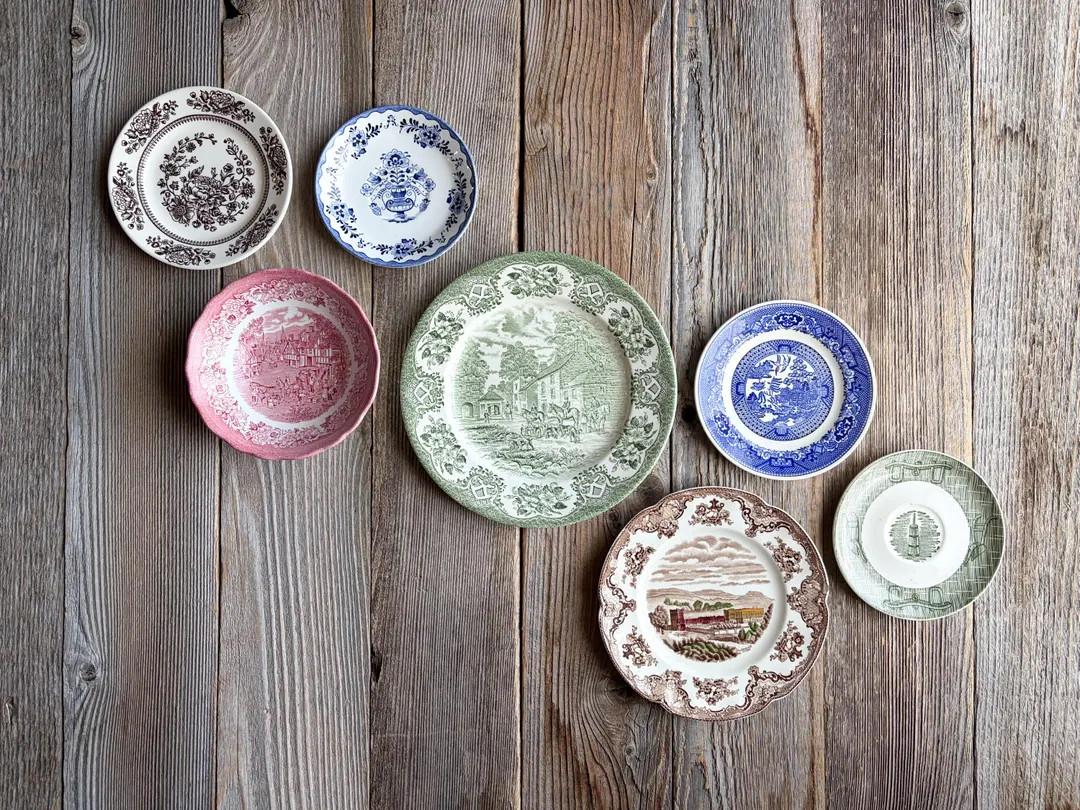 Vintage China Plate Gallery Wall Set - Colorful Wall Decor - Etsy | Etsy (US)