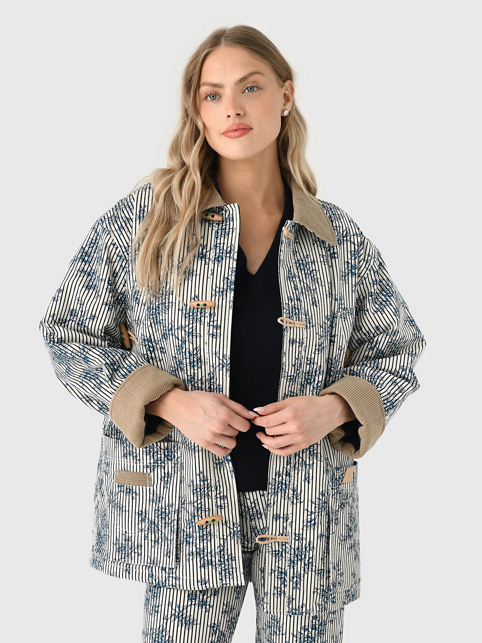 HUNTER BELL
                      
                     Women's Barn Jacket | Saint Bernard