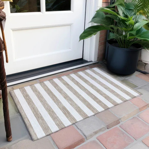 Machine Washable Indoor/ Outdoor Cabana Striped Chantille Rug - Bed Bath & Beyond - 38416085 | Bed Bath & Beyond