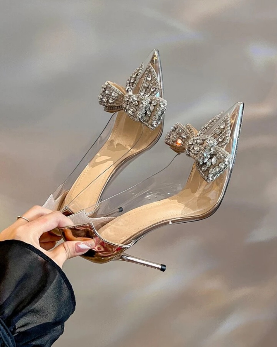 Clear Pointed Toe High Heels in Champagne 
🤍
Clear Heels with a Rhinestone Bow
🤍
Amazing Reviews!

These are on my wishlist, I already have so many clear heels but these are GORGEOUS! I just may have to get them. ✨

#LTKsalealert #LTKstyletip #LTKfindsunder50