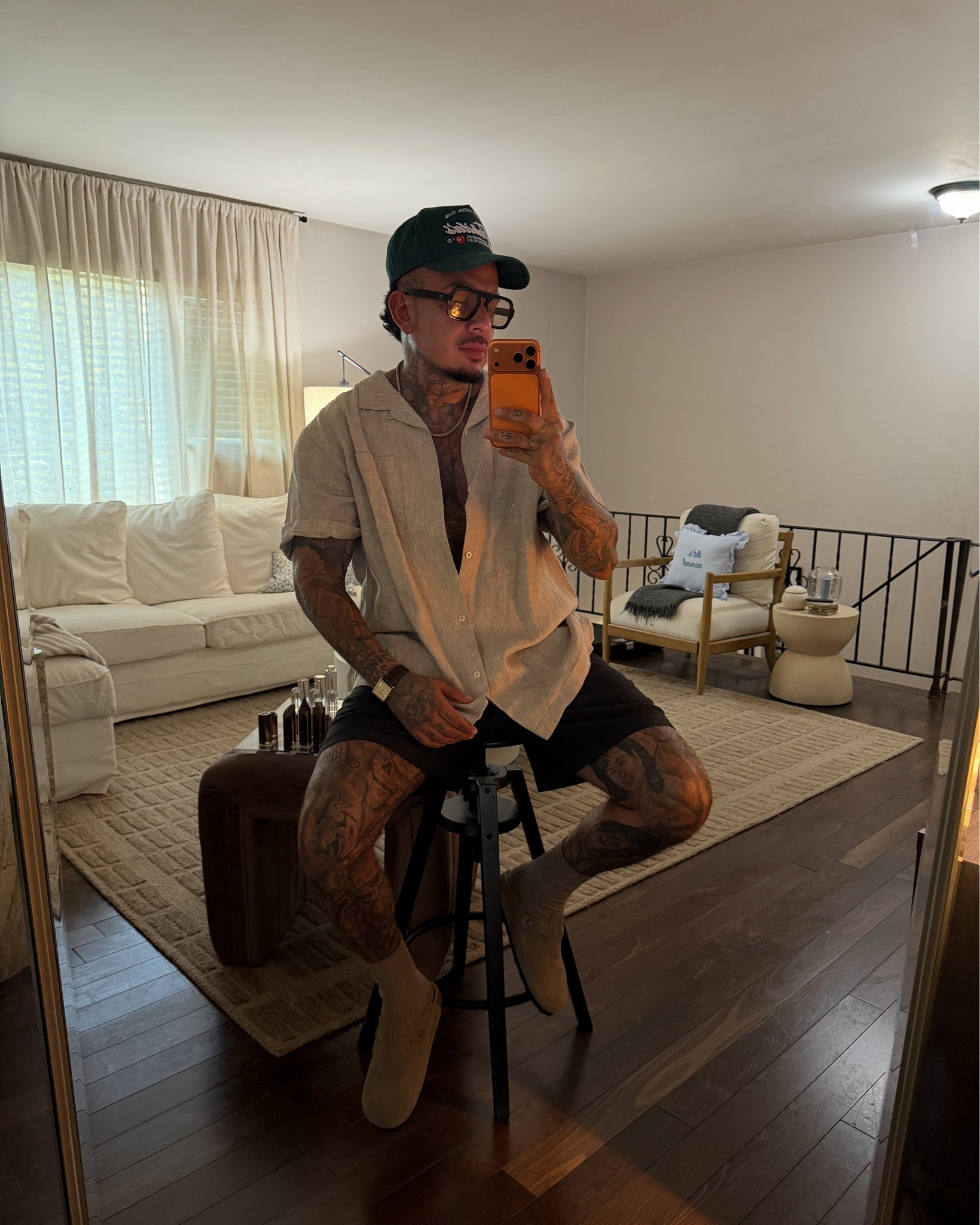 Easy fit, good energy, better company. 🤎

Hat: @tonitasny 
Shirt: @onequince 
Shorts: @abercrombie 
Shoes: @birkenstockusa 

#MensStyle #NeutralTones #SummerFit #LifestyleContent
#Family