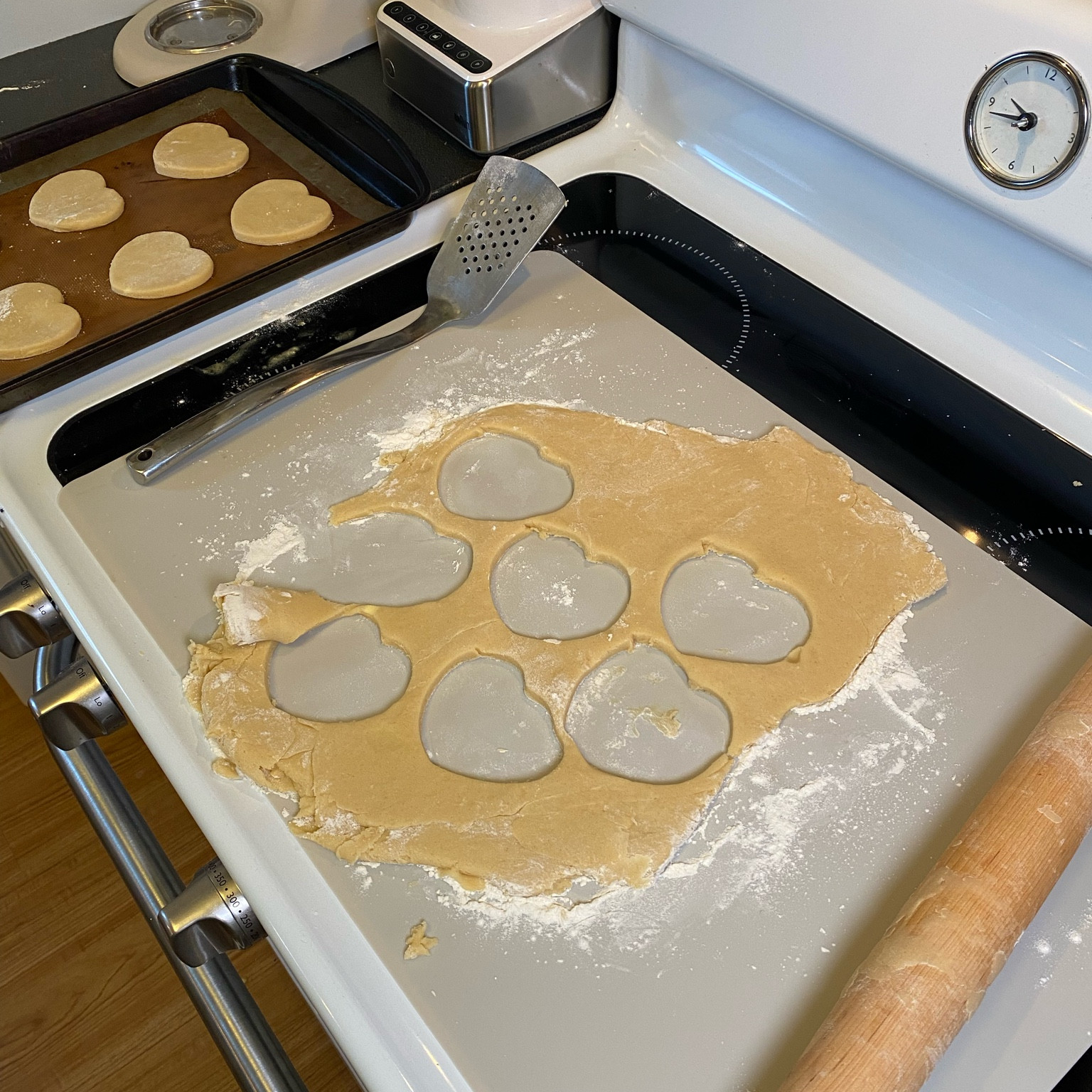 baking is the best therapy 🫶🏻🍰🌟 

#LTKhome #LTKfindsunder50 #LTKSeasonal
