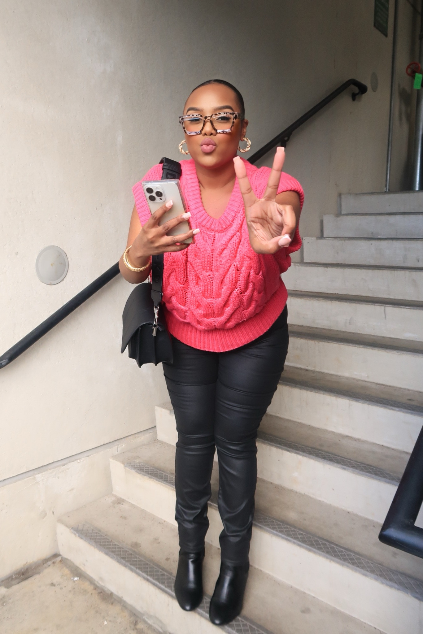 I think this can still count for a Spring Transitional outfit, no? 

Love this top. I highly reccomend sizing down in it especially if you’re smaller chested or have a linear stomach compared to apron or fuller belly. 

 #LTKSpringSale #LTKstyletip #LTKmidsize

#LTKStyleTip #LTKMidsize