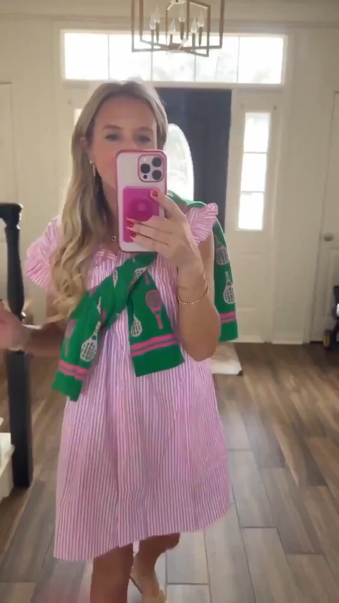 Cute dress in xs. This sweater is xs too. Perfect for a tennis tournament spectator outfit



#LTKootd #LTKdayinmylife #LTKSeasonal