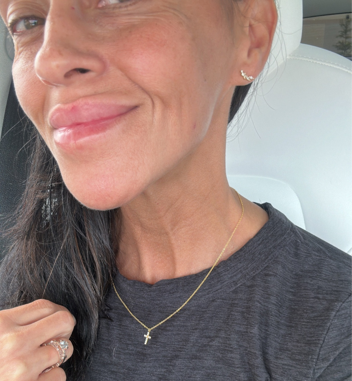 My earrings are Electic Picks! 
Use VIP20 for 20% off plus you’ll get a baby python necklace FREE! 🙌🏼🙌🏼 
I snagged the python anklet! 😍