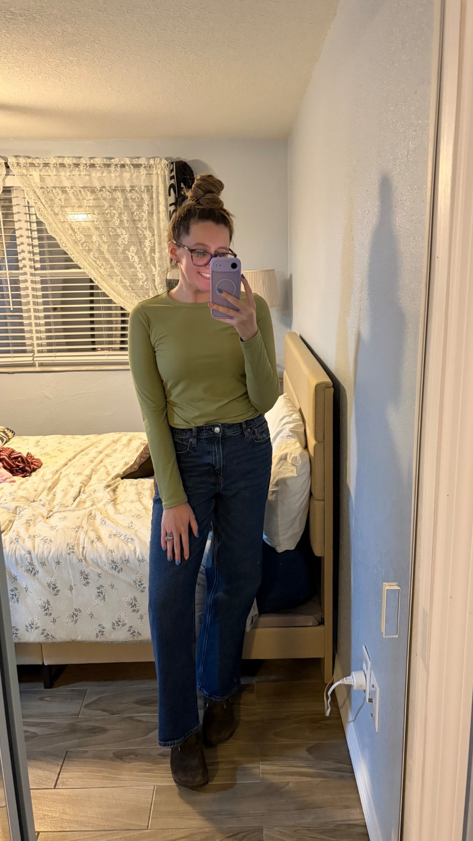 Loving these stovepipe dark wash jeans from AE! I’m normally a distressed denim girl but these were too good to pass up. Again, paired with this super soft ribbed tee from Walmart. 

#LTKFindsUnder100 #LTKSaleAlert #LTKootd