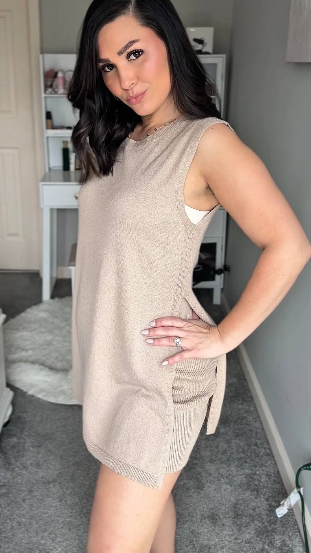 2 piece lounge set. 5’2 135lbs size MEDIUM