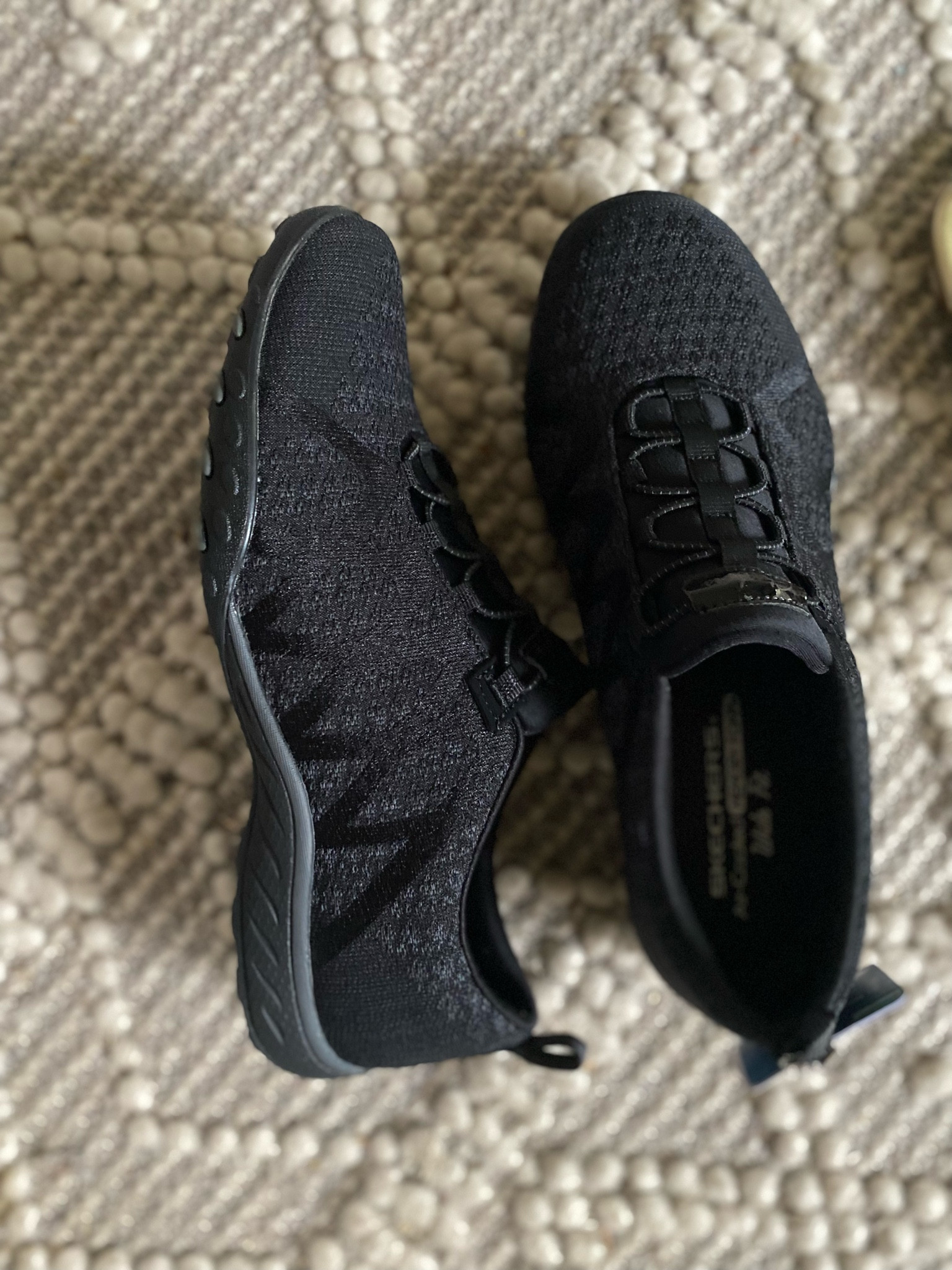 New jogging/exercise shoes. I’ve been in need of some for a while. I love these and they’re so comfy 

#LTKfindsunder100 #LTKshoecrush #LTKsalealert